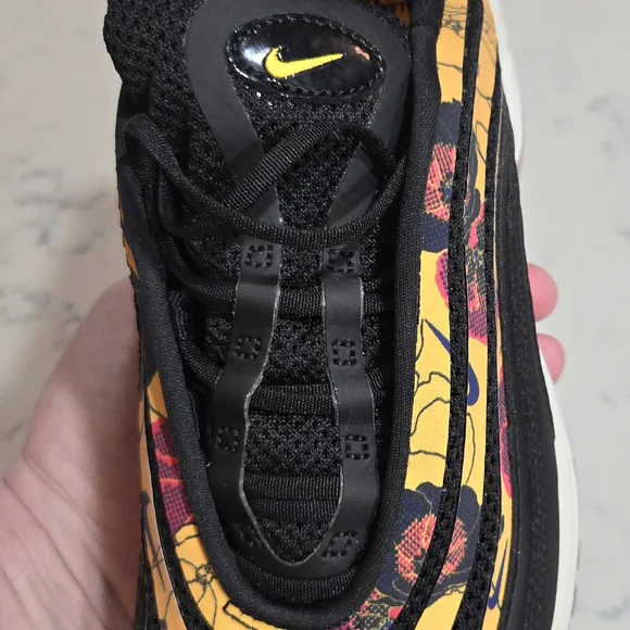 Nike Air Max 97 SE Women display picture 3